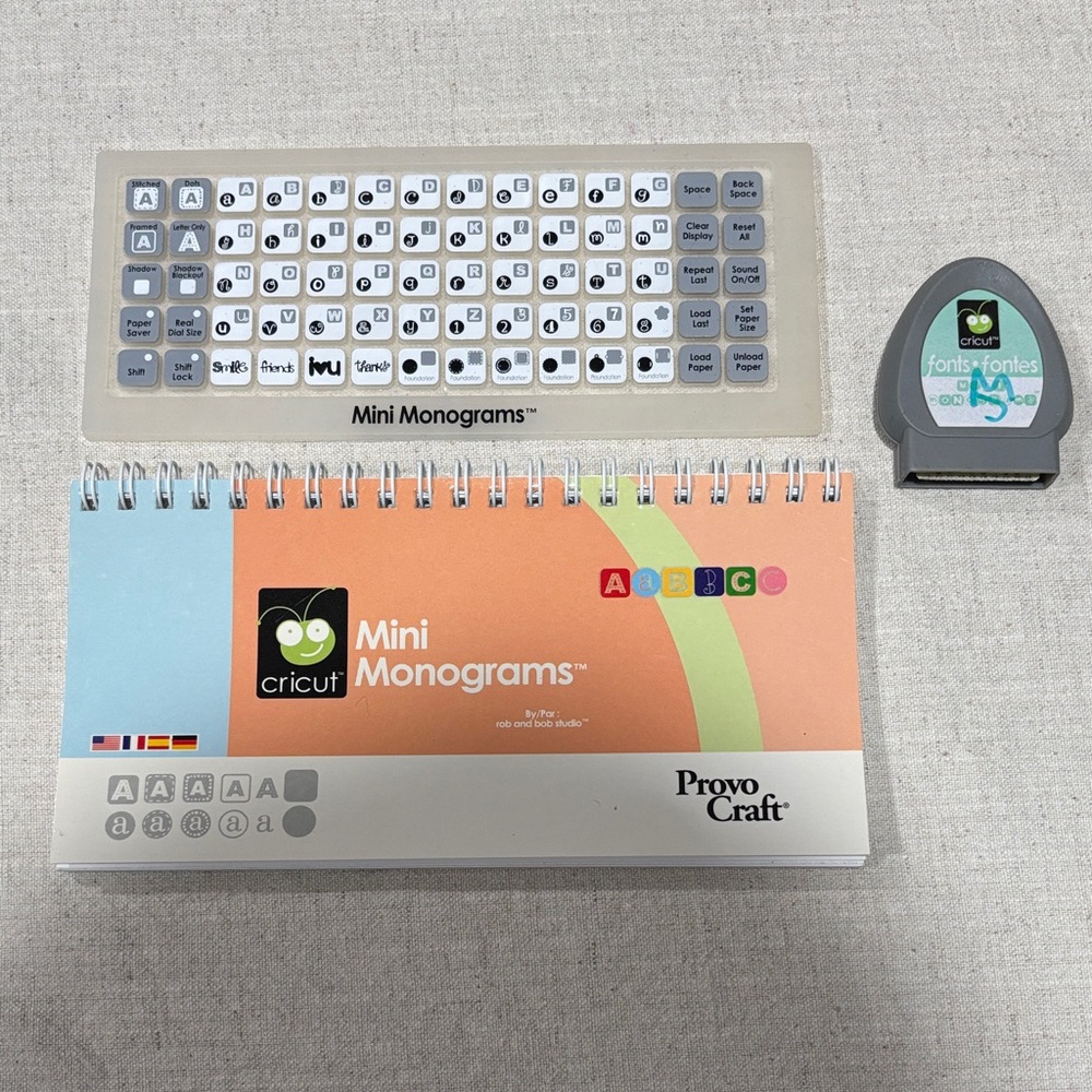 🔤📒 Cricut Mini Monograms Fonts Cartridge, overlay & Guide